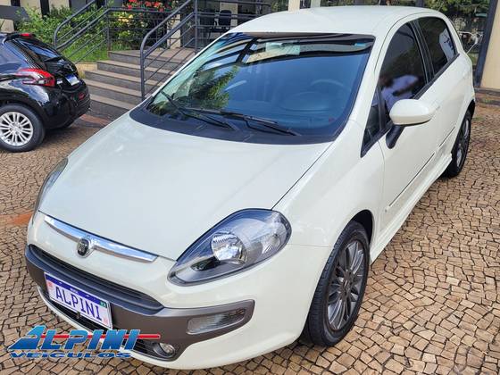 FIAT PUNTO 1.8 SPORTING 16V FLEX 4P MANUAL FIAT PUNTO 1.8 SPORTING 16V FLEX 4P MANUAL